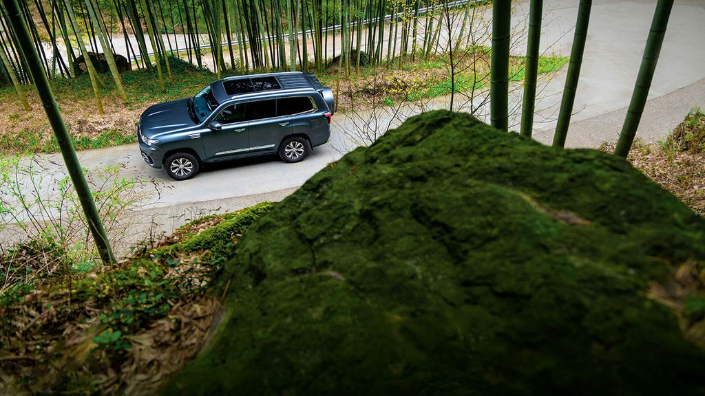 BAIC BJ60 — interior y equipamiento