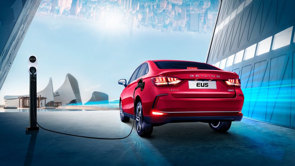 BAIC EU5 — interior y equipamiento