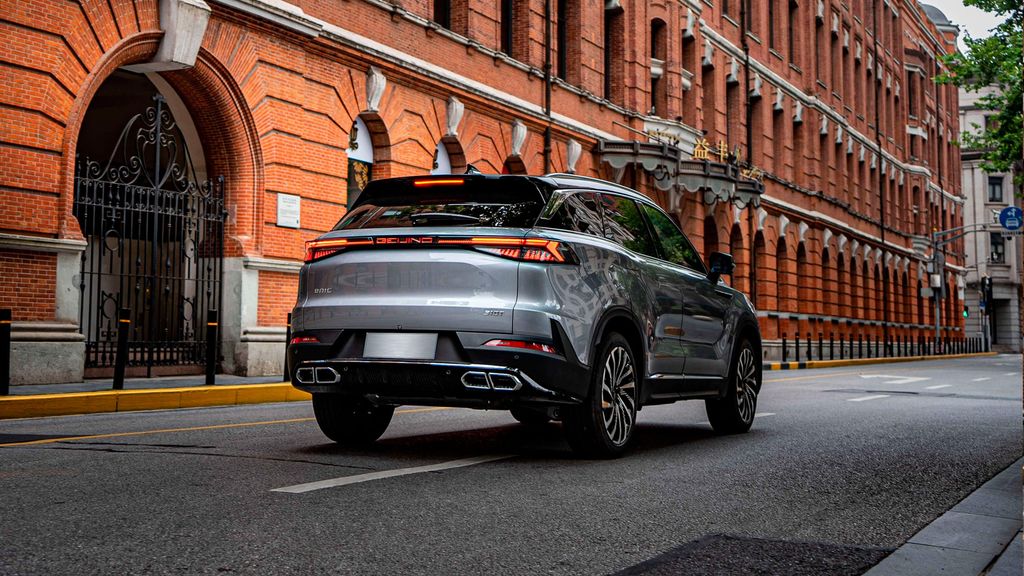 BAIC X55 Plus — interior y equipamiento
