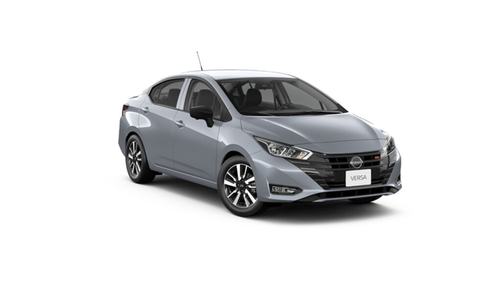 Nissan Versa – interior y equipamiento